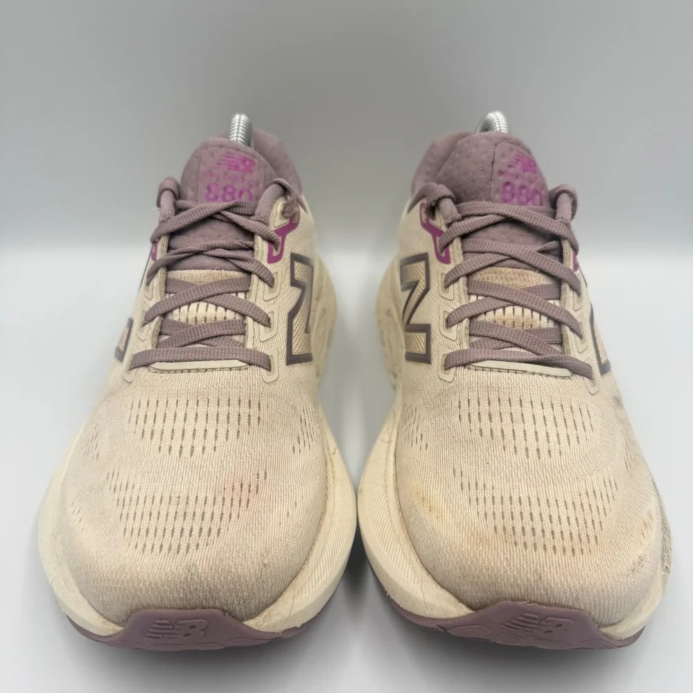 New Balance Fresh Foam 880 Women's Size 8.5 Running Shoes Tan‎ Purple W880T13